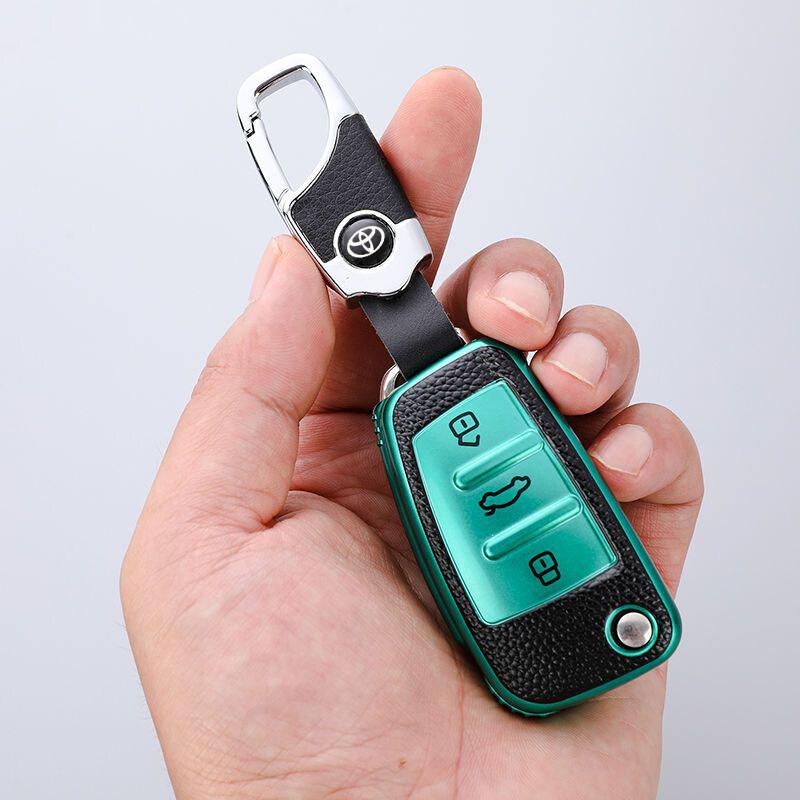 Product Introduction of Car keychain suitable for Toyota Rav4 vios Levin corolla camry terrios leather keychain waist pendant 10