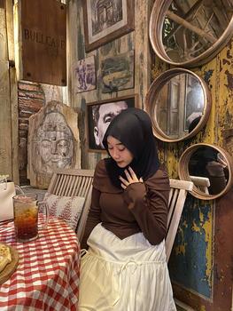 Product Review of KIYANA Cirebon Cloth - Flower Top / Long Sleeve Ribbon Coquette Knit Top / Atasan Knit Lengan Panjang Wanita Knitwear Crop Cardigan Baju Tangan Kerah from S**a 0