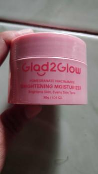Product Review of GLAD2GLOW POMEGRANATE 5% NIACINAMIDE BRIGHTENING MOISTURIZER from S**a 2