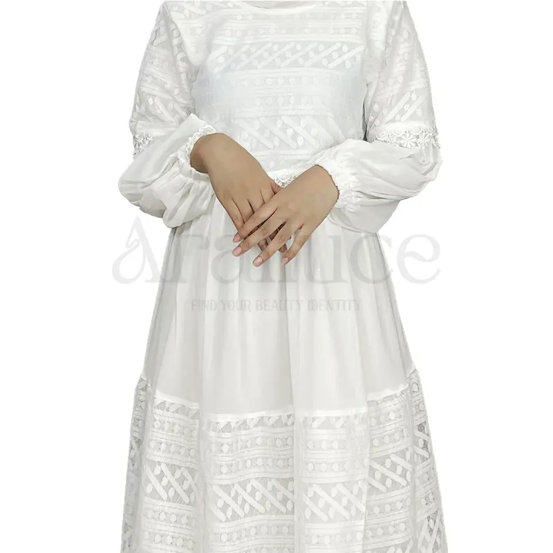Size Chart UKURAN = LD (lingkar dada) - PB (panjang baju) M = 98-100CM - 138CM L = 102-104CM - 138CM XL = 110-112CM - 138CM XXL = 118-120CM - 138CM Toleransi ukuran 1-2cm / SIZE Gamis Muslim Ceruty Dalaman 3
