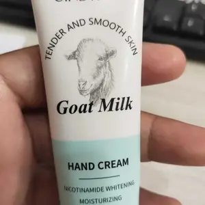 [BPOM] CINDYNAL Hand Cream Lotion Moisturizing Krim Tangan Kering Kasar dan Keriput