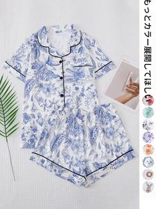 2カウントの女性用オールオーバープリントコントラストバインディングラペルシャツ&ショーツパジャマセット、バックトゥスクールボタンフロントショートスリーブトップ&エラスティックウエストショーツPjラウンジセット（秋用）、カジュアルツーピーススリープウェアルームウェアコーデセット（女性用）