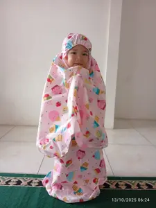 Mukena Anak 1-6 Tahun Motif Ice Cream Perlengkapan Sholat Ukuran M L XL Nyaman Dan Lucu