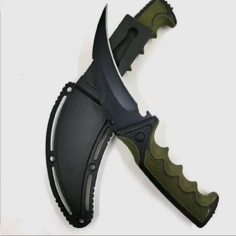 Pisau Survival dengan Sarung Hitam dan Pegangan Hijau - Alat Praktis untuk Aktivitas Outdoor