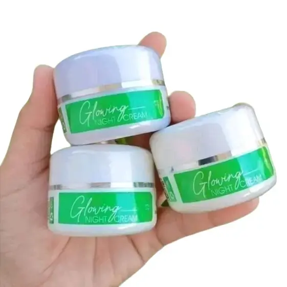 Cream flek Wajah glow Cream Flek Cream Flek - Salep Flek ,Kemasan Baru Pelembab Hitam Wajah 0