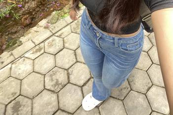 Product Review of Kivi Garment Jeans Cutbray Wanita Highwaist Jeans Cutbray Stylish, Cutbray Denim, Sentuhan Flare Klasik,Celana Wanita, Celana Panjang Stretchy (Melar) from y**🦋 0