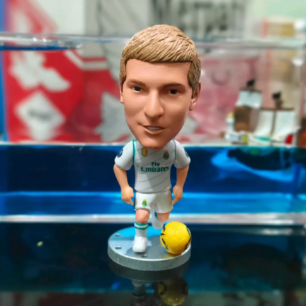 Action figure Toni Kroos Threepeat UCL Real Madrid 2017/2018 soccerwe