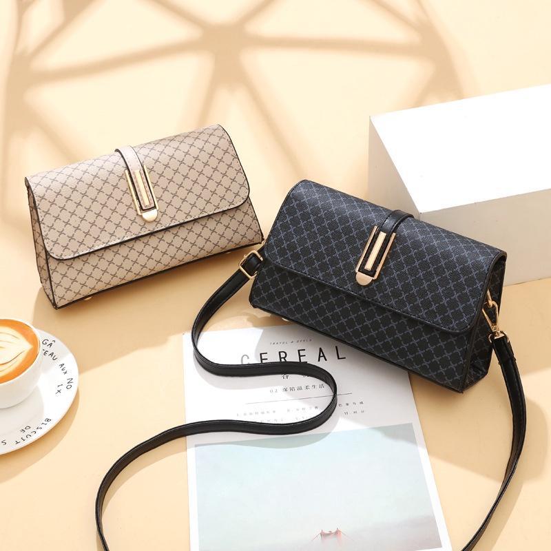 Nionbagshop Tas Selempang Wanita Slingbag bahan kulit CR7828 1