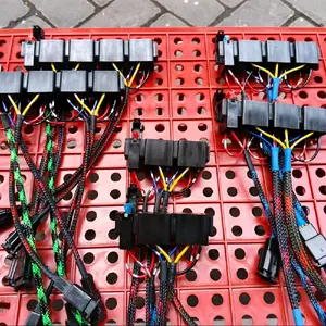 RUMAH RELAY 4 KAKI 1 SET RUMAH RELAY. .