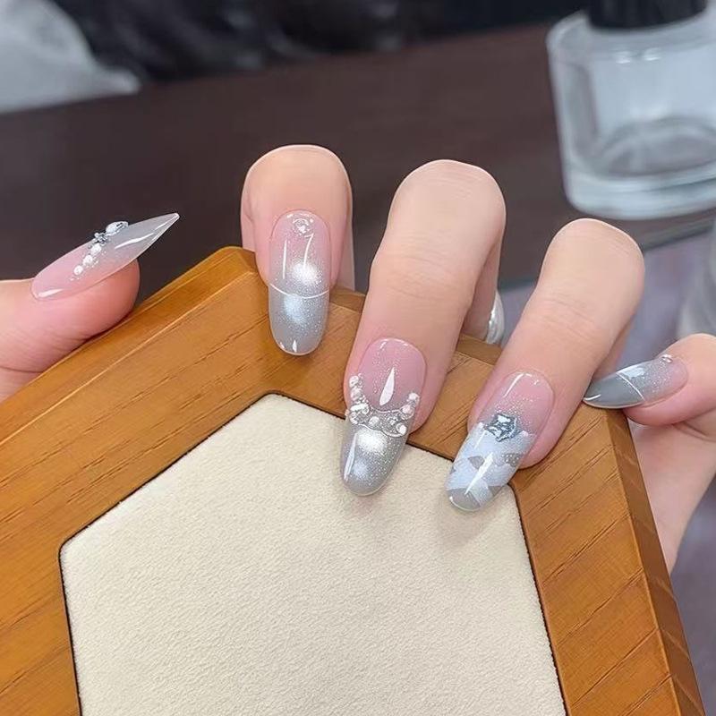 Bộ 24 nail giả mã 180 vẽ hình xinh sắn, dễ thương .
