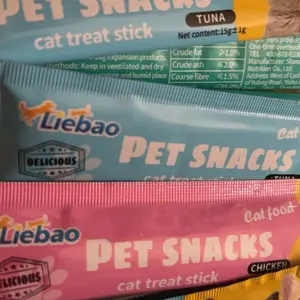 Makanan kucing Makan kucing Cemilan kucing penggemuk Snack kucing Makanan Basah Kucing Makanan ringan hewan peliharaan Cemilan kucing snack