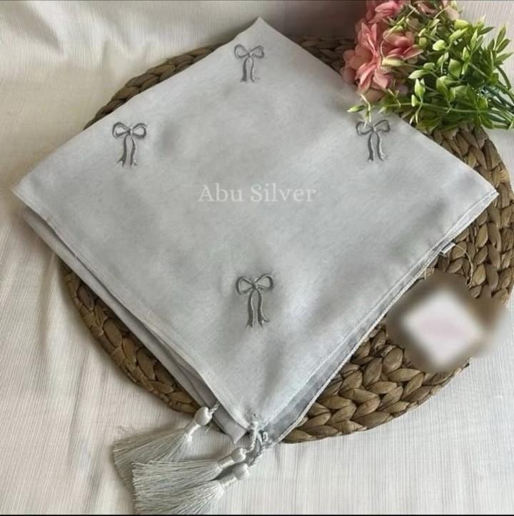 Kerudung Segi Empat Coquette Paris Jadul Tassel Hijab Bordir Pita Kecil 2