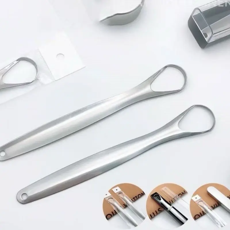 [SET 4 cây cạo lưỡi  ]cao cấp làm sạch răng miệng loại bỏ vi khuẩn và hôi miệng tiện dụng bền đẹp và dễ sử dụng 3