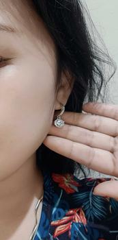 Product Review of 【003Harga telah dibanting, segera di CO】Chard Wake Anting princess round Anting wanita elegan high quality cantik elegan anti Zirconia 1 Carat Sertifikat GRA Kotak Indah   CWE002 from a**ᴿ 2