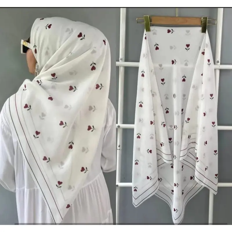 Hijab segi Empat Voal Motif Tulip Putih Kerudung Muslim Square Mewah 0