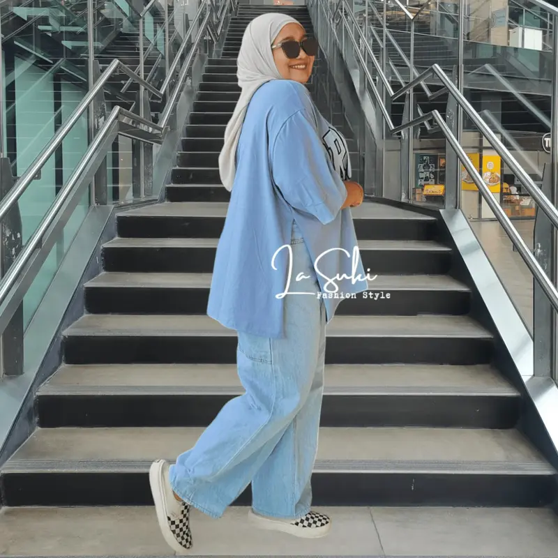 Kaos Oversize Nagita Bangkok Wanita Style Hijab Jumbo Kekinian 2025 Aesthetic Slit Samping Baju Belahan Tinggi t-shirt Atasan Cewek Korean Style Trend Bisa COD Santai combed Oblong Nyaman 4