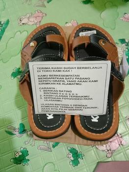 Product Review of Sandal Anak / Sandal Ank kickrs /Sandal Ank Kulit/ Sandal Anak SD/ Sandal Japit Motif 2 Warna/ size 28-37 Usia 3-10 Tahun Sepatu Fashion Karet from K**o A**a 1