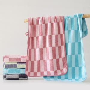 ผ้าเช็ดหน้า ลายตาราง หรูหรา นุ่มพิเศษ ดูดซับได้ดีเยี่ยม แห้งไว ใช้ซ้ำได้ น้ำหนักเบา มัลติฟังก์ชั่น เหมาะสำหรับห้องน้ำและยิม