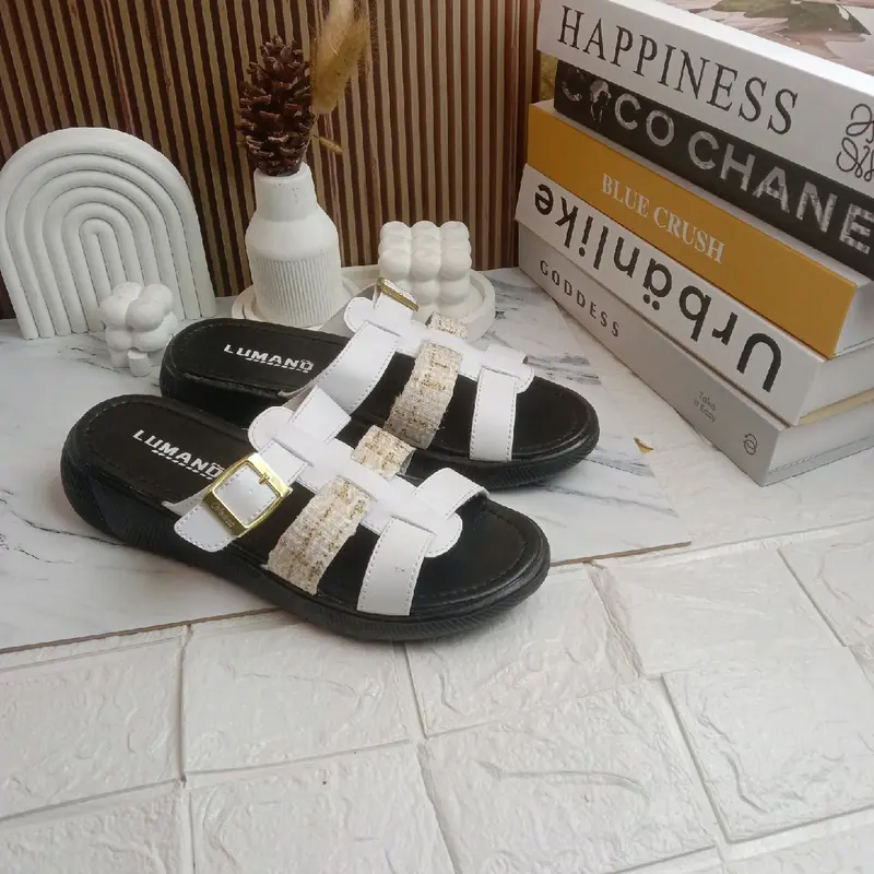 Sandal Wanita.Sandal Wedges,Sandal Kekinian~Sandal Style sepatu kodok korean style antiselip wedges Karet Hitam Putih Sendal sandal  jepit 2