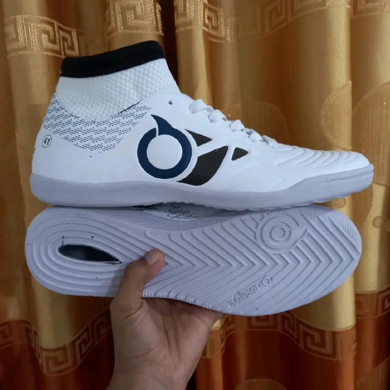 Sepatu Futsal Pria Wanita Ortuseight BBS Boot Murah Best Seller 0