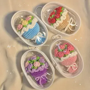 bouquet crochet+pouch by clouverme | buket bunga rajut