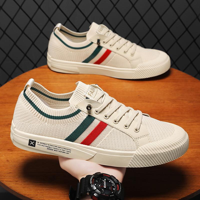 [COD] Sepatu Kanvas Gaya Baru 2025, Sepatu Kanvas Pria Kasual, Sepatu Trendi, Sepatu Slip-On Bersirkulasi untuk Pria Canvas Casual Shoes Running Sneakers 2