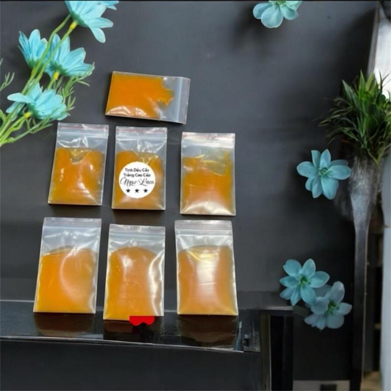    7 Gói TẶNG 14 Gói  TINH DẦU CẤY TRẮNG {50ml} - Trộn thêm vào kem body - Giúp da căng bóng mình mướt- Hỗ trợ trắng nhanh 