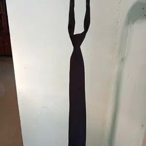 Dasi Instan Perekat untuk wisuda ospek magang hitam doff dan hitam satin