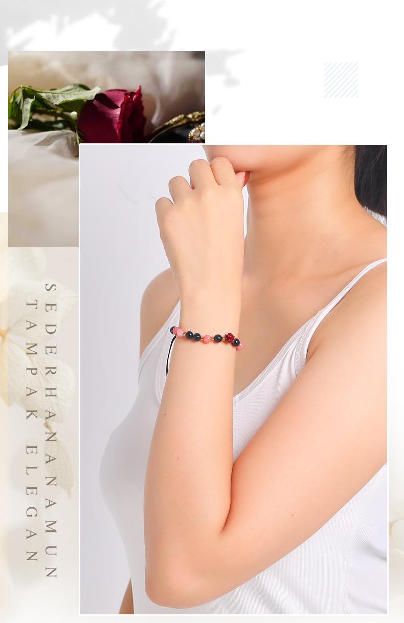 LUNA STAR x Sara Wijayanto – Nyai Gelang Aura Rose LUNA STAR x Sara Wijayanto – Nyai Gelang Aura Rose