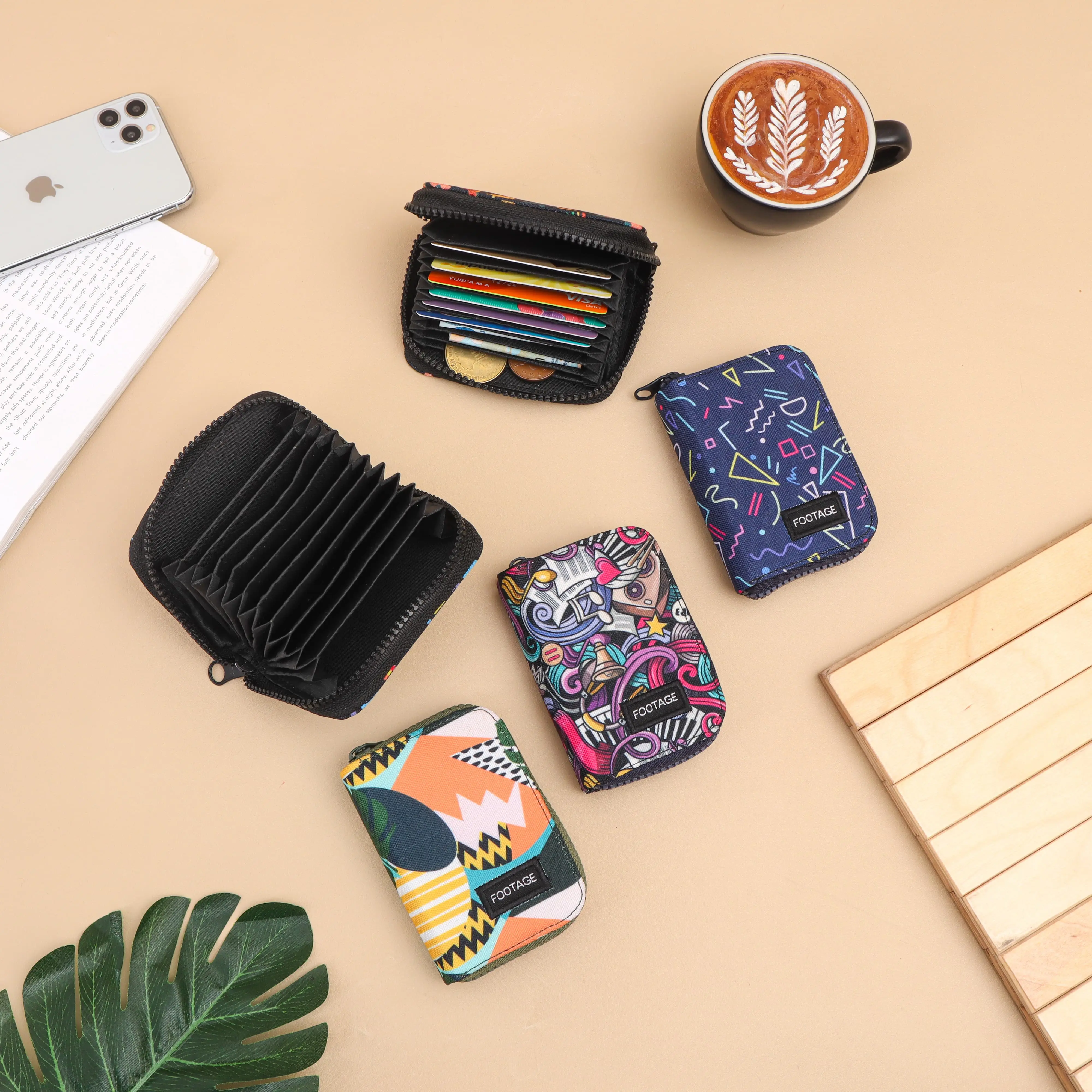 Dompet Kartu Card Holder Wallet Pria Wanita Banyak Slot Motif Footage