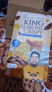 Product Review of KING ALMOND CRISPY X MACARON TUFFERO [Almond Cripsy Premium King Abdi Viral] from p**i 0