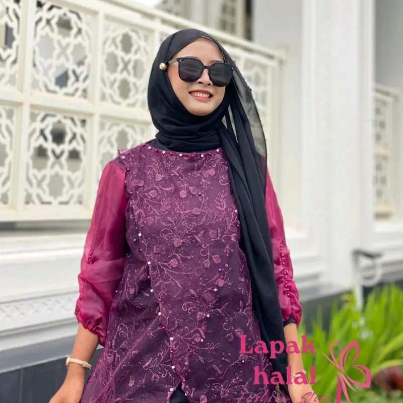 Baju Kondangan Wanita Outer Brokat Silang Mix Organza Lengan Balon Karet Full Payet Mutiara - Muslim Cantik 1