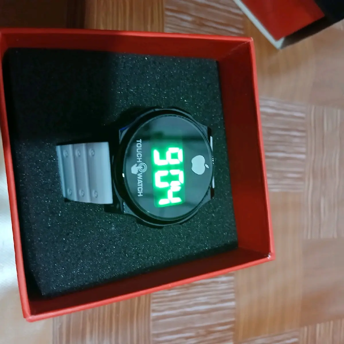 JAM TANGAN TERBARU LAKI-LAKI DAN WANITA JAM TERBARU 2024
