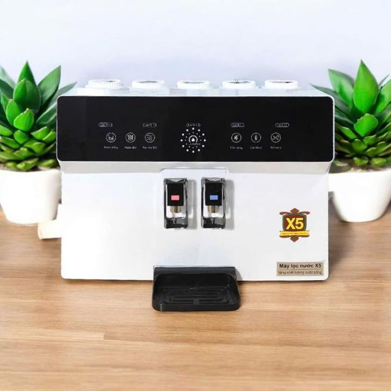 Máy lọc nước RO nóng nguội X5 - Sạch tinh khiết, có làm nóng, có sục rửa lõi lọc, công suất 15 lít/h phù hợp cho mọi gia đình