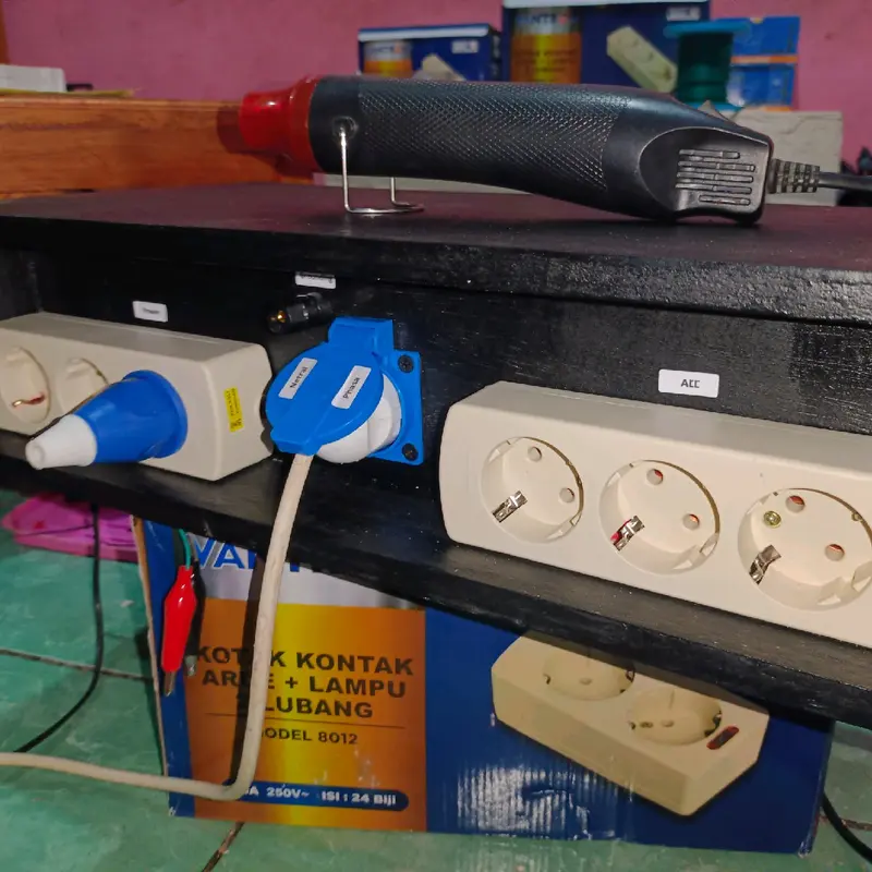 Panel listrik digital volt, amper, hz pisah 7
