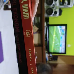 Paket 2 Buku Prinsipil Ekonomi - Makanya Mikir ( Isi 2 Buku )