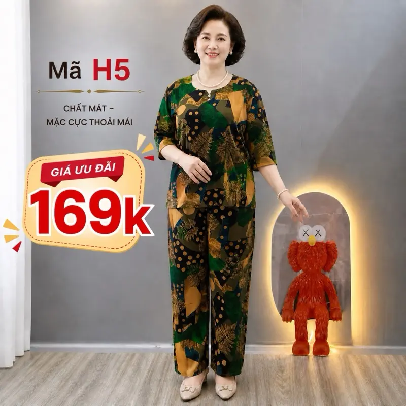 Bộ Lụa Hàn Châu -Tay Lo-quần dài-có hoa Lụa Mùa hè Có thể giặt bằng máy Áo Top  Nữ Kem Women