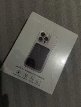 Product Review of MIXIO MP-05 WIRELESS POWER BANK 5000MAH MAGNETIC MAGSAFE 20W FAST CHARGING from F**r M**i I**A 0