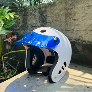 HELM RAFTING/SKATEBOARD/ARUM JERAM/HELM SEPEDA Pet Duck