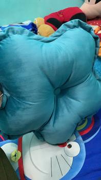 Product Review of Bantal Bunga - Rose Pillow / Bantal Sofa Bantal Duduk from A**️ 1