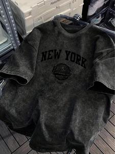 メンズ アメリカンヴィンテージ NYグラフィック オーバーサイズTシャツ、ヘビーウェイトアシッドウォッシュ加工、ドロップショルダー仕様のストリート系半袖トップス