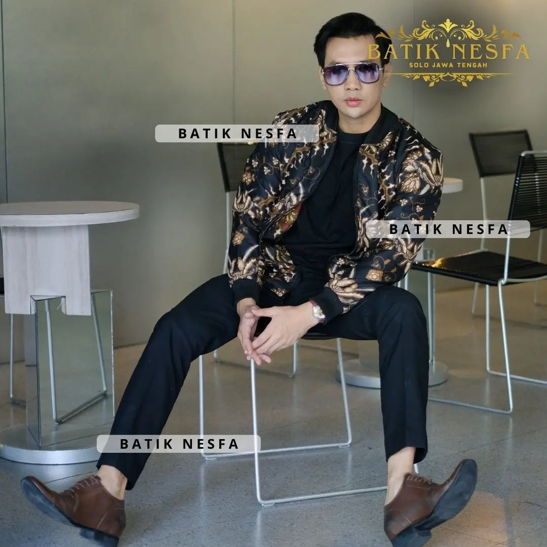 Jaket batik bomber pria keris hitam murah berkualitas
