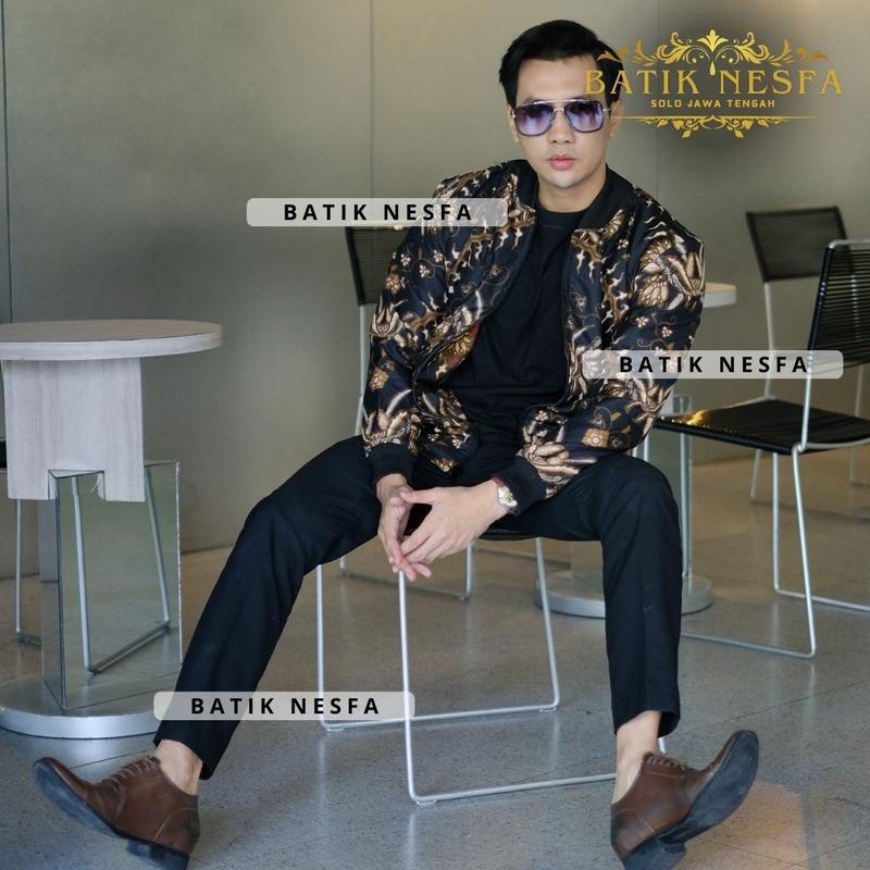 Jaket batik bomber pria keris hitam murah berkualitas 0