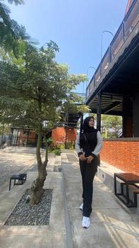 Product Review of High Waist Jeans Streach Wanita Cutbray || Korean Style Straight Loose Cutbray Wanita Premium || Cutbray Jeans Wanita Bahan Melar Panjang Tebal Celana Hitam Dark from A**n A**p 0