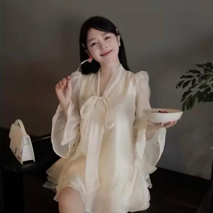 Váy bầu babydoll tiểu thư vải tơ ánh bánh bèo sang chảnh cho các mẹ bầu có kèm quần