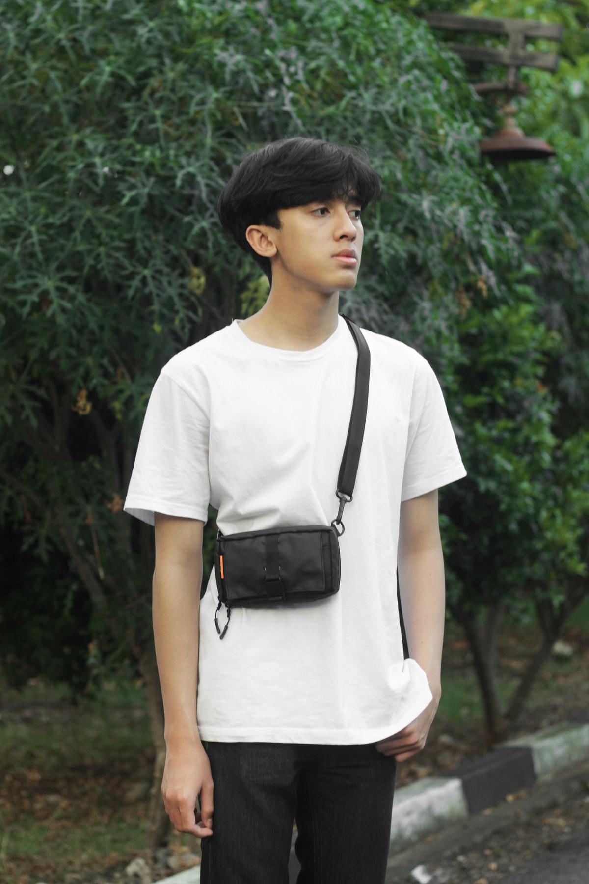 Product detail media - 1