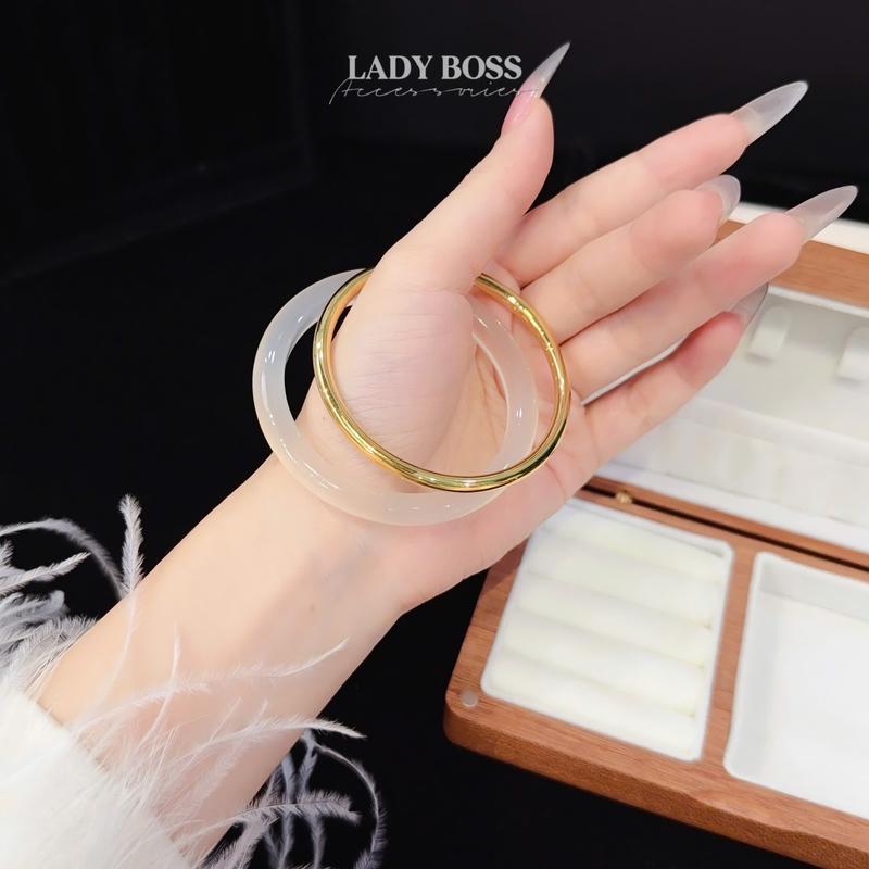 Trang Sức Vòng Tay TiTan Trơn Dáng Tròn, Phụ Kiện Lắc Tay Titan Cho Nữ Bản Tròn, Bản Nong Không Khoá 54mm Sáng Bóng Bền Màu Không Đen Gỉ Lady Boss Accessories VC58