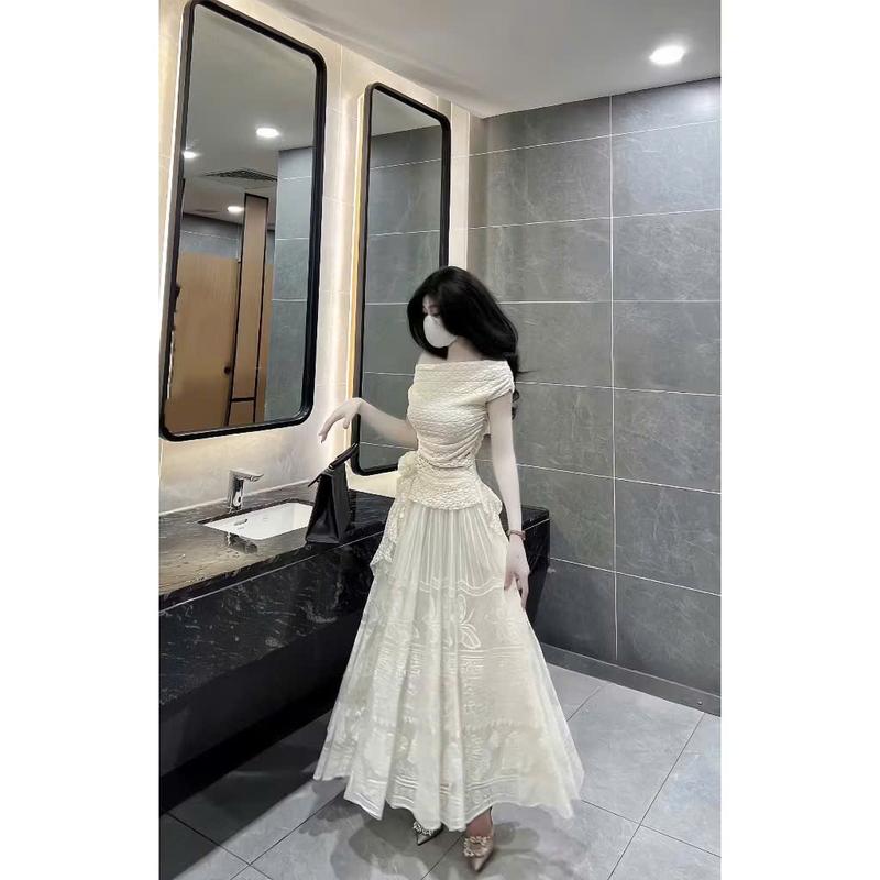 Sét Áo Hoa Bèo Lệch Mix Chân Váy Ren Dài Dành Cho Nữ Sang Chảnh by T.LINH STORE 68