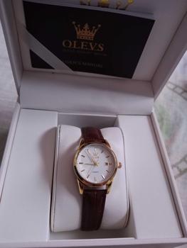 Product Review of OLEVS Watch Box White for gifting Anti-fall For man women Luxury Watch Accessories from N**a 2