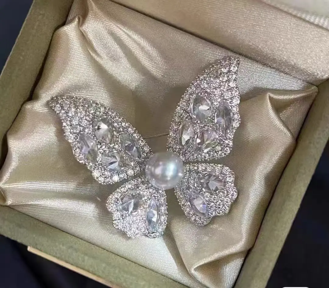 Seawater akoya Pearl 6-7mm Butterfly Brooch Alloy accessories elegant temperament